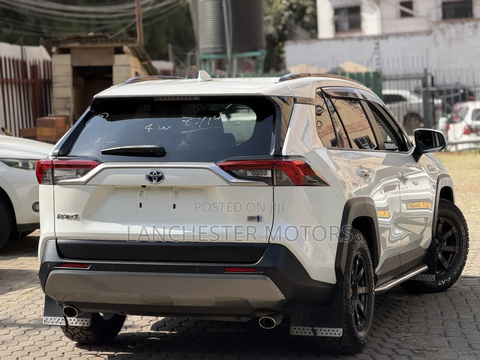 Toyota RAV4 Adventure 2019 White