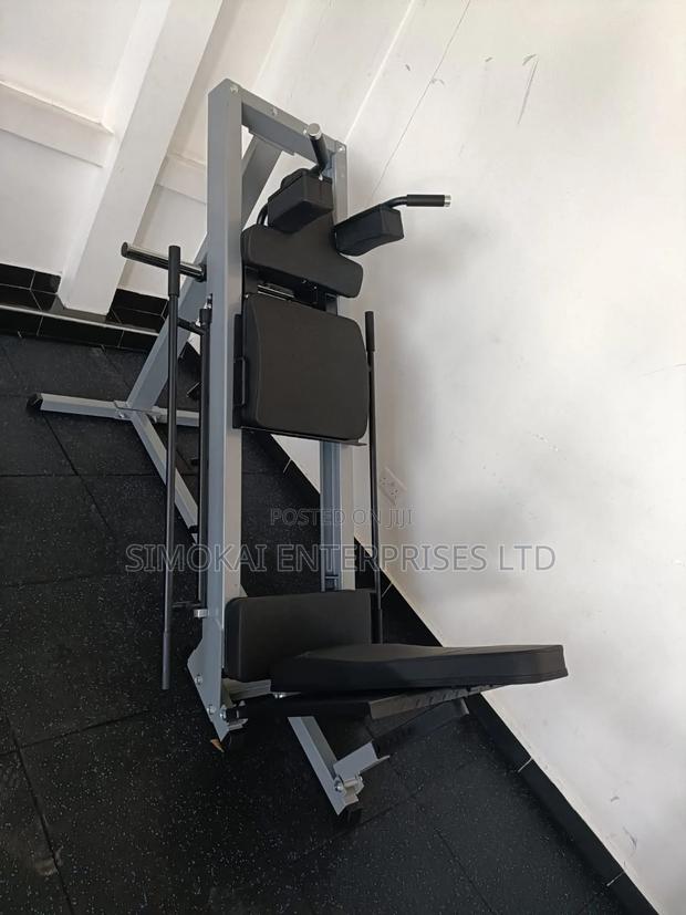 Body Solid Leg Press With a Hack Squat Machine - main view