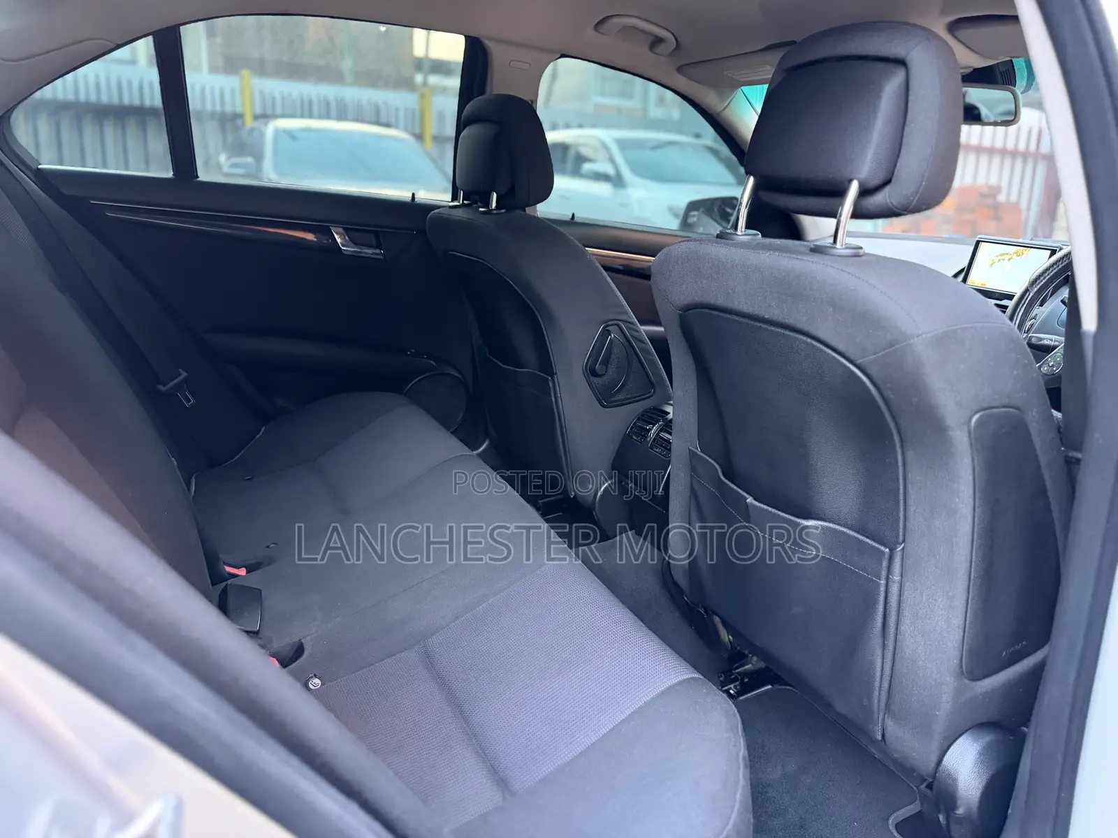 Mercedes-Benz C200 2010 Silver