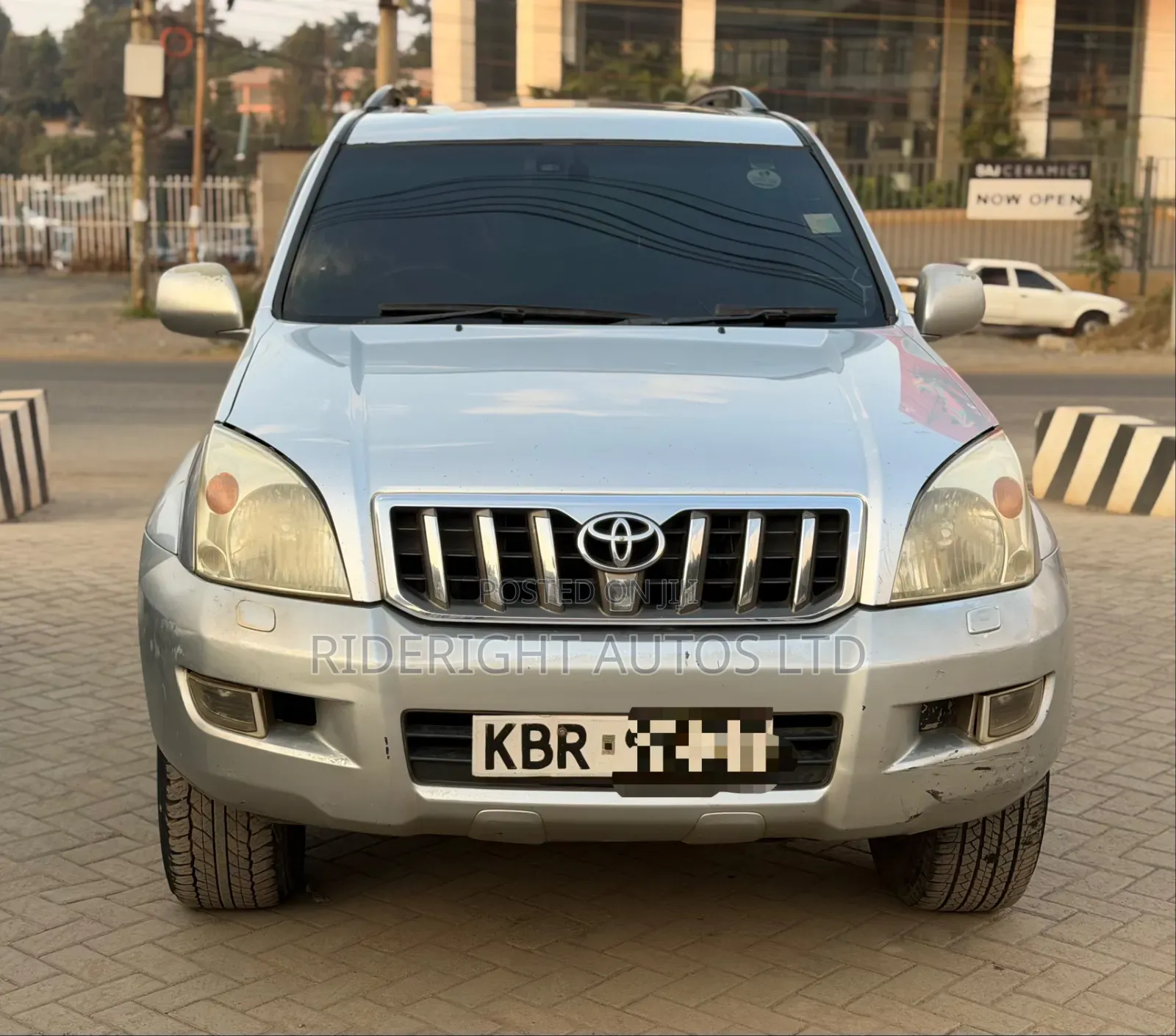 Toyota Land Cruiser Prado 2005 Silver
