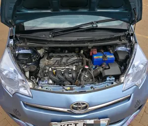 Toyota Ractis 2012 Blue