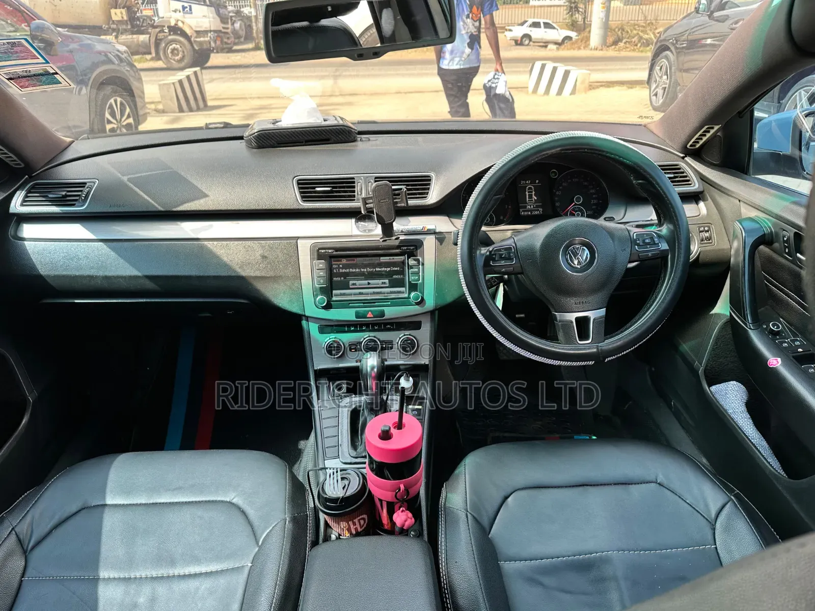 Volkswagen Passat 2013 Blue