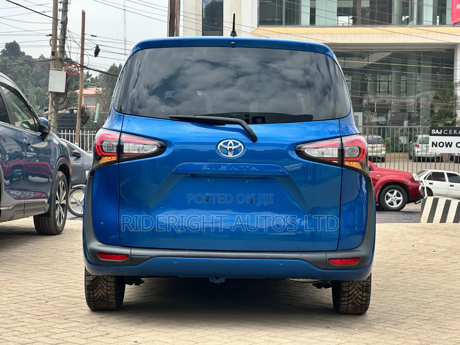 Toyota Sienta 2020 Blue