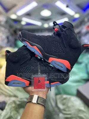 Air Jordan 6 Reverse “Infrared ”
Sneakers