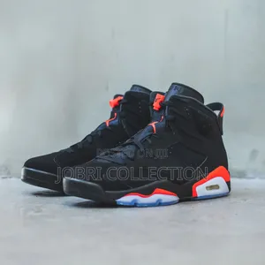 Air Jordan 6 Reverse “Infrared ”
Sneakers