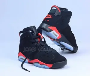 Air Jordan 6 Reverse “Infrared ”
Sneakers