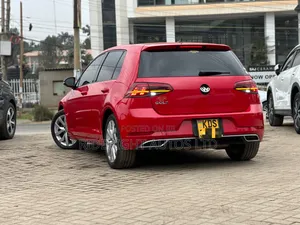 Volkswagen Golf 2018 Red