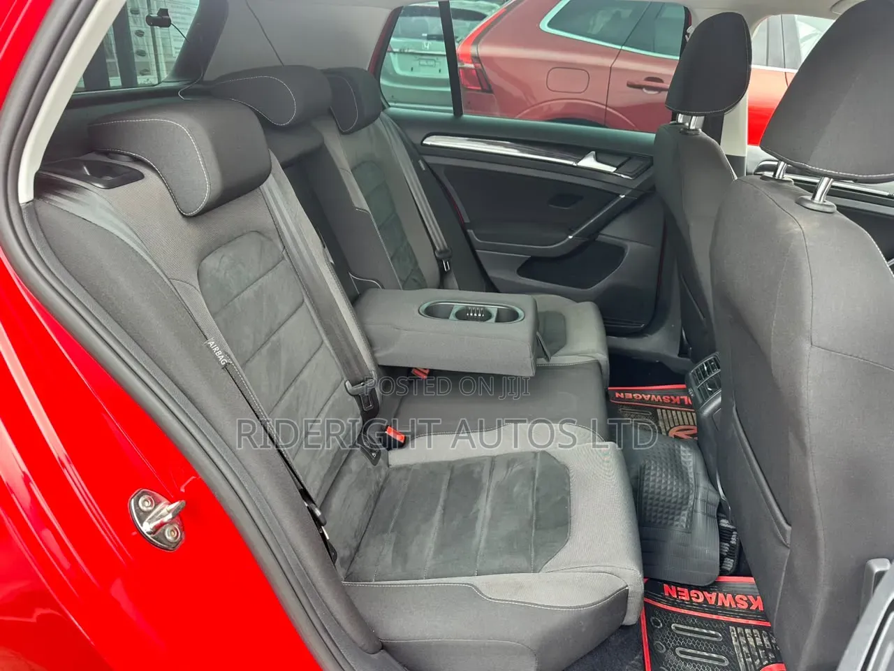 Volkswagen Golf 2018 Red