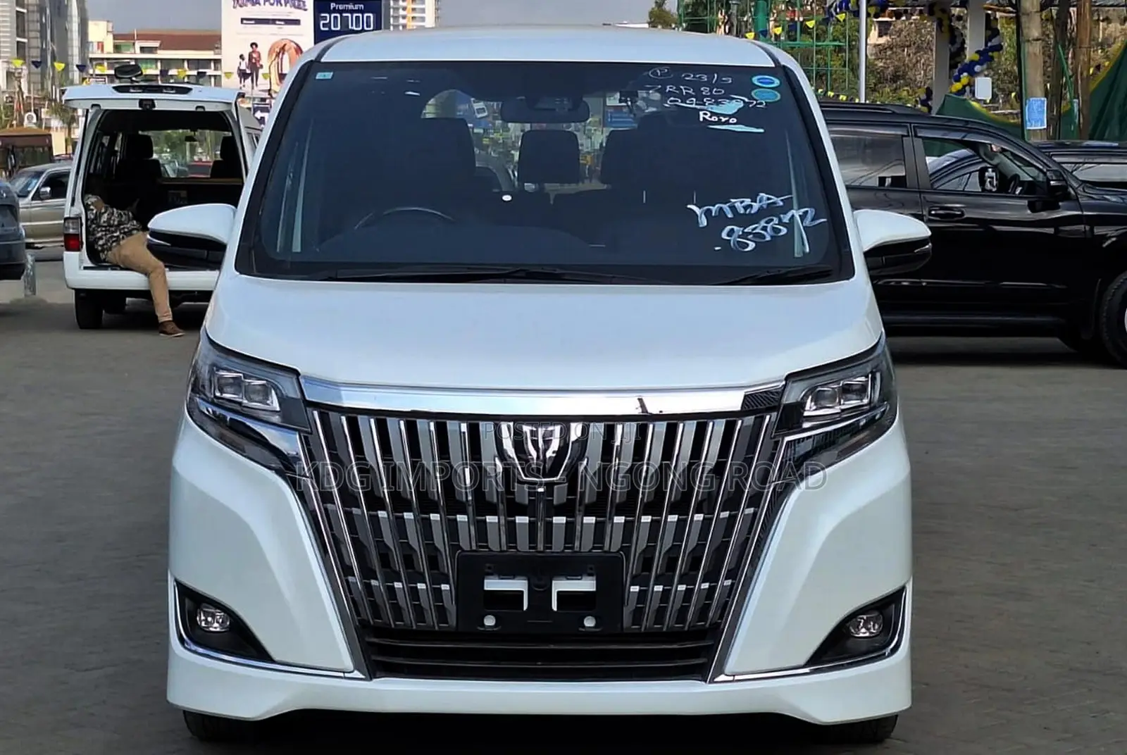 Toyota Esquire 2019 White
