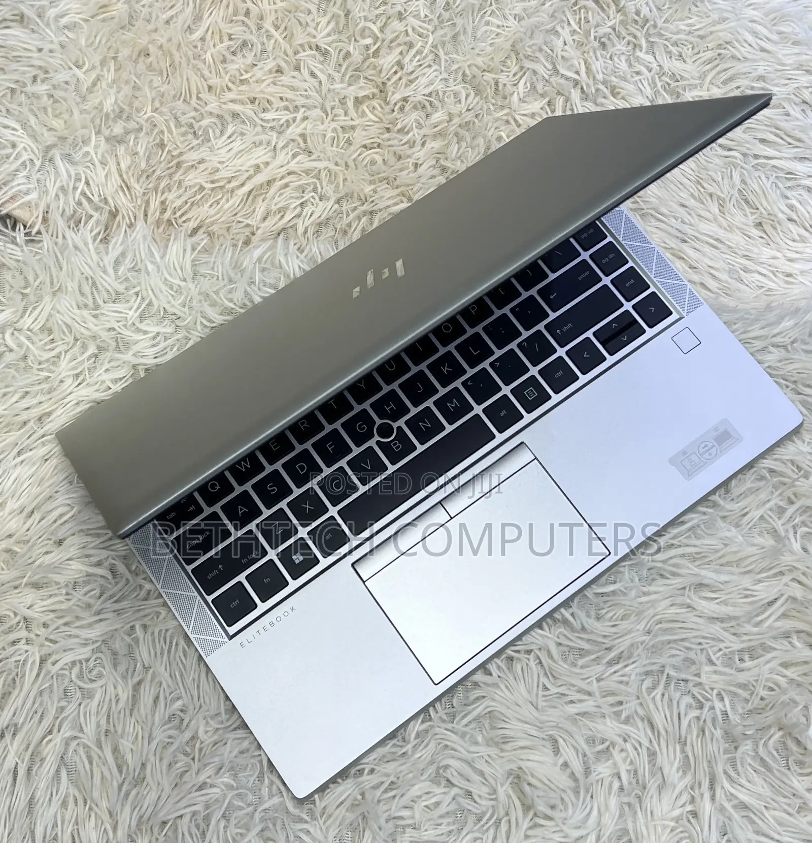 Laptop HP EliteBook 845 G8 16GB AMD Ryzen 5 SSD 256GB