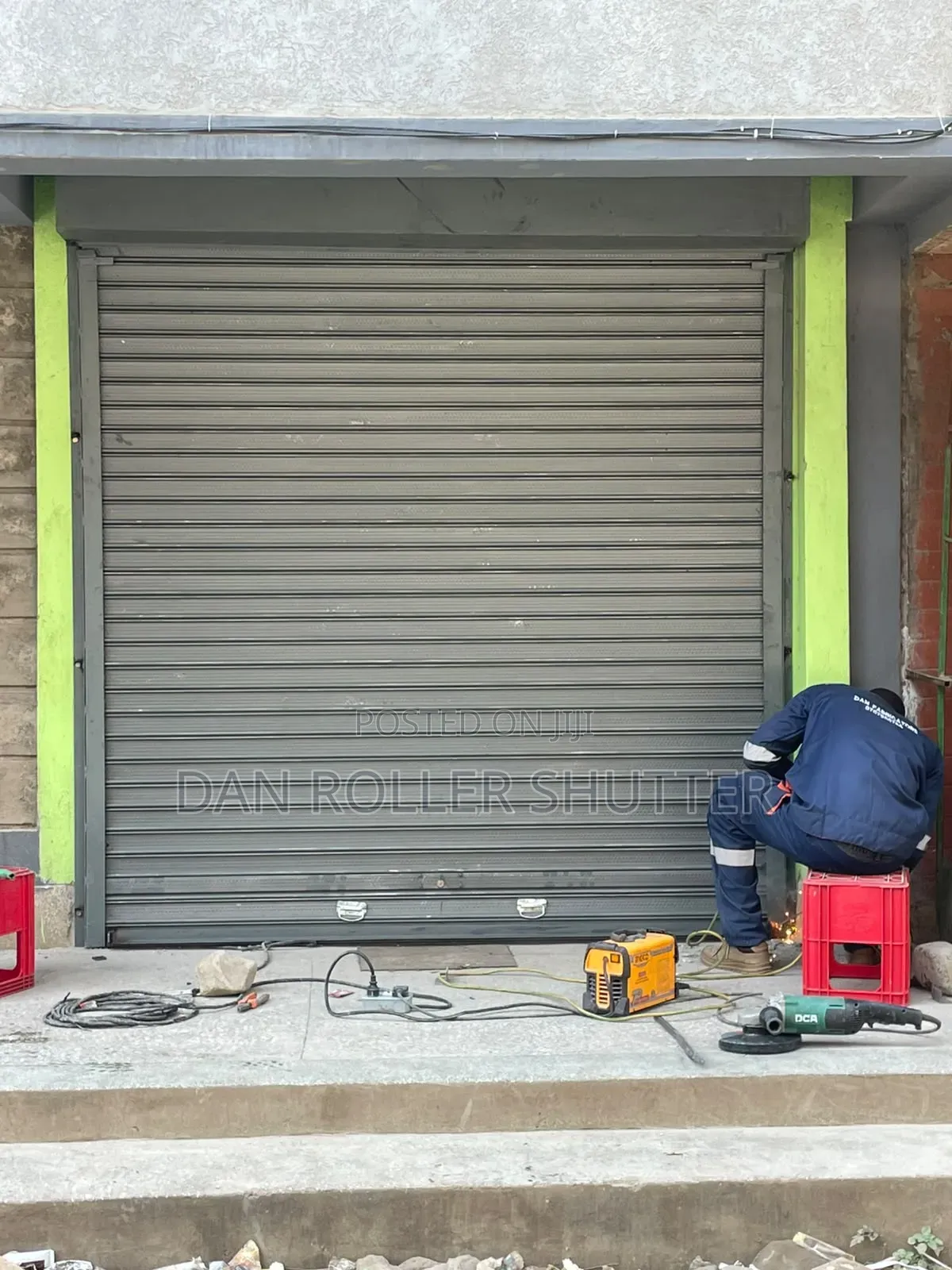 Custom-Made Roller Shutter Doors for Businesses Description