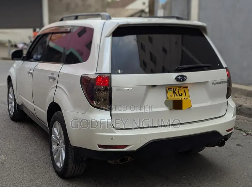Subaru Forester 2012 White