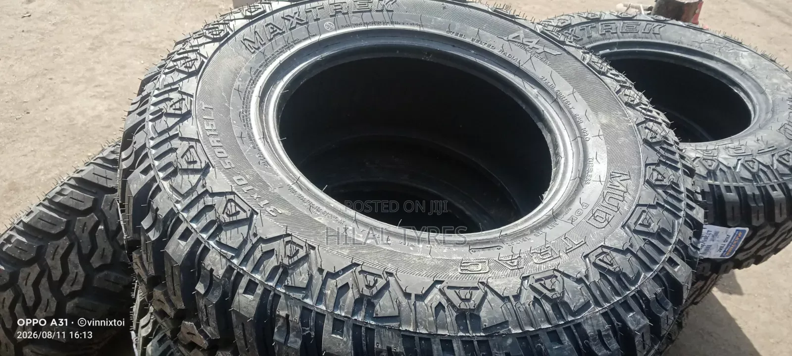 31*10.5r15 Maxtrek