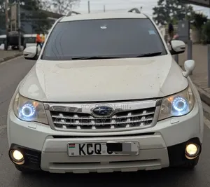 Subaru Forester 2010 White