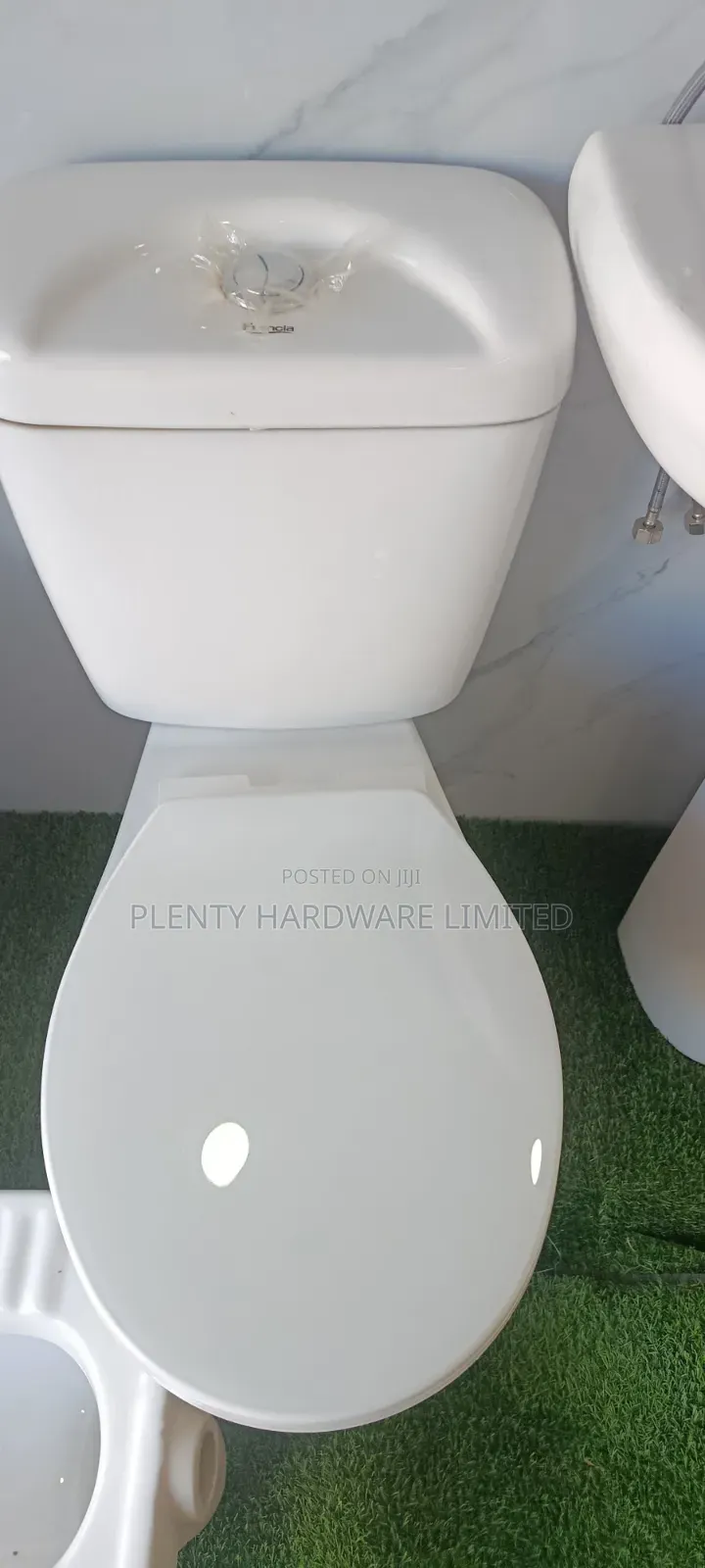 Close Couple - Toilet Full Set