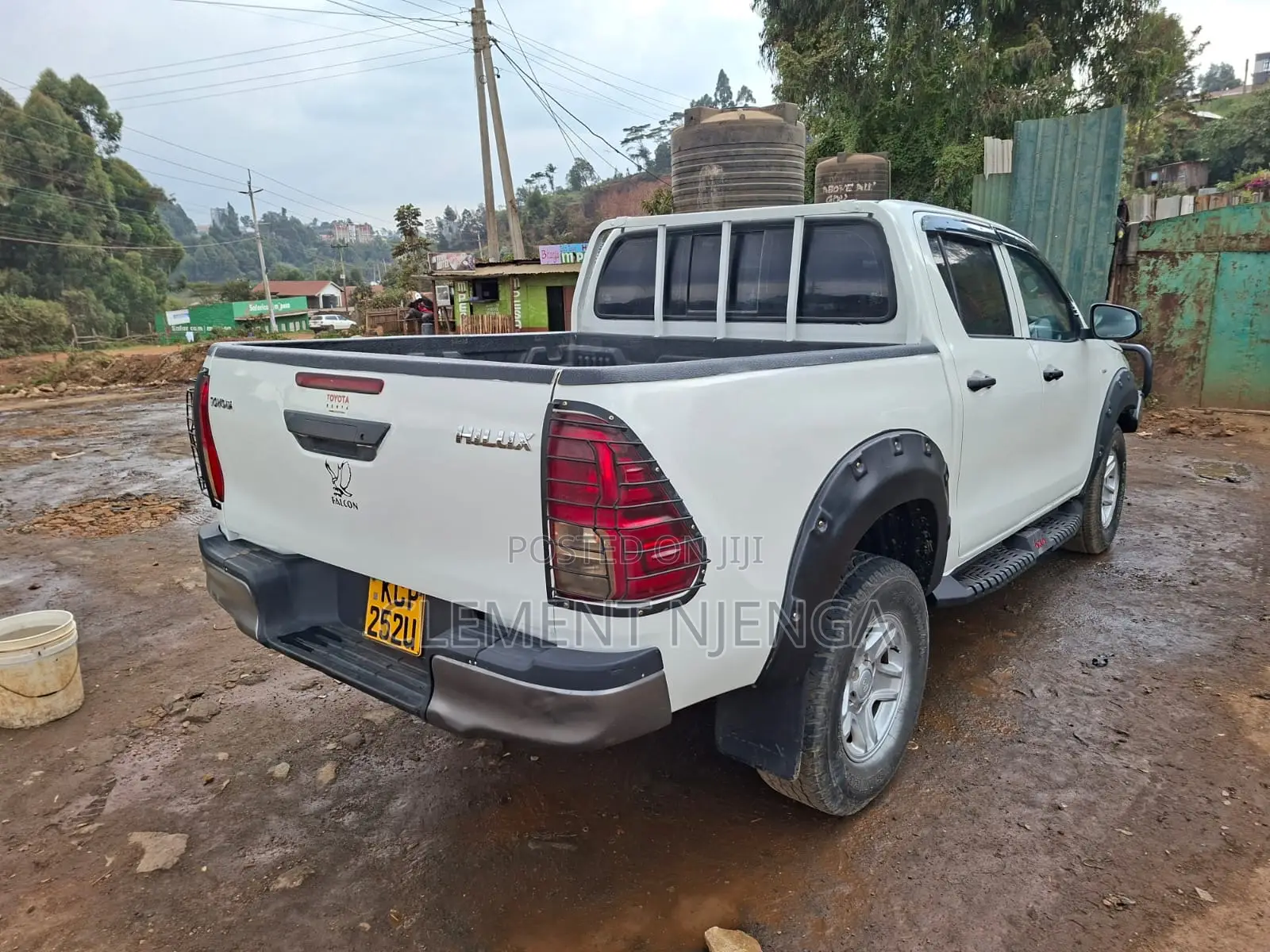 Toyota Hilux Revo Double Cab Deisel 2.4 AWD 2017 White