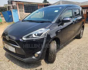 Toyota Sienta 2017 Black