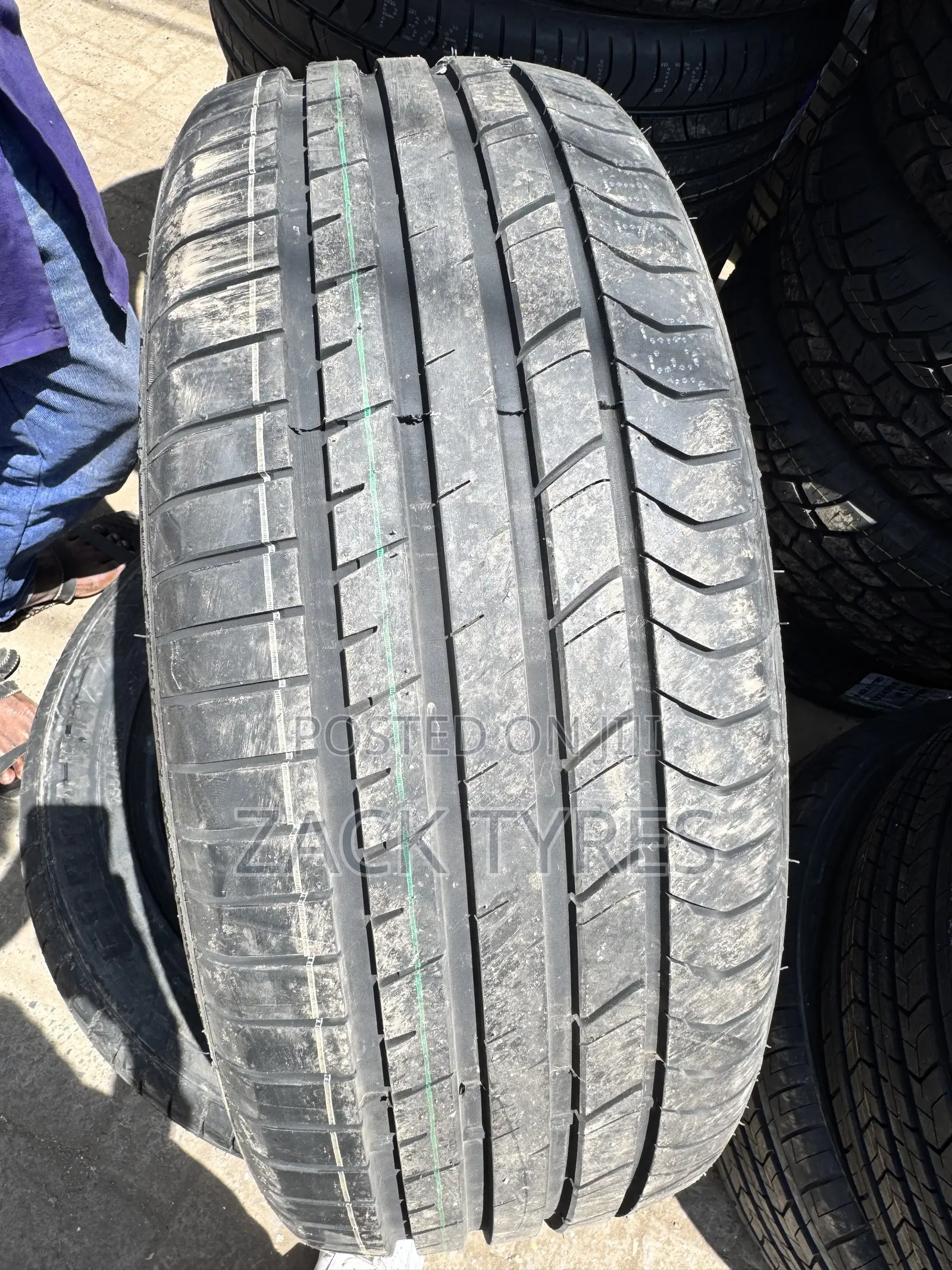 255/55r20 Goddard