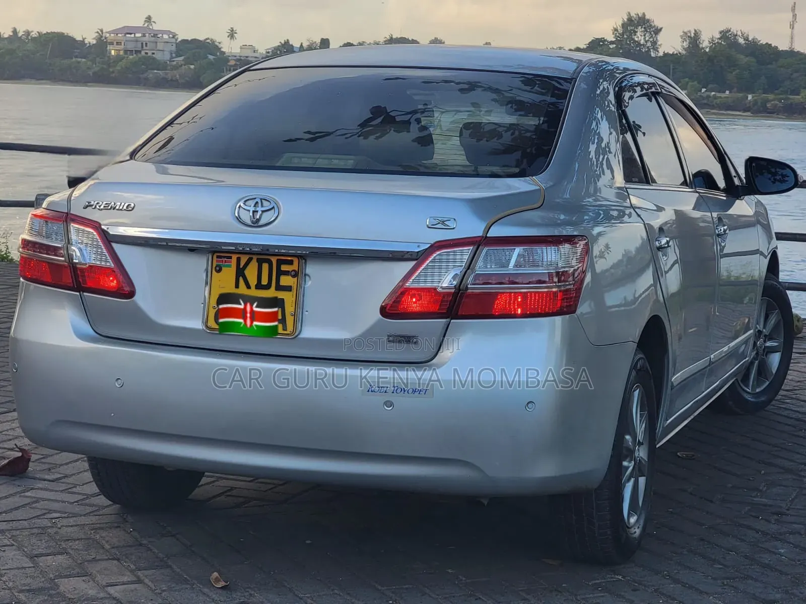 Toyota Premio 2014 White