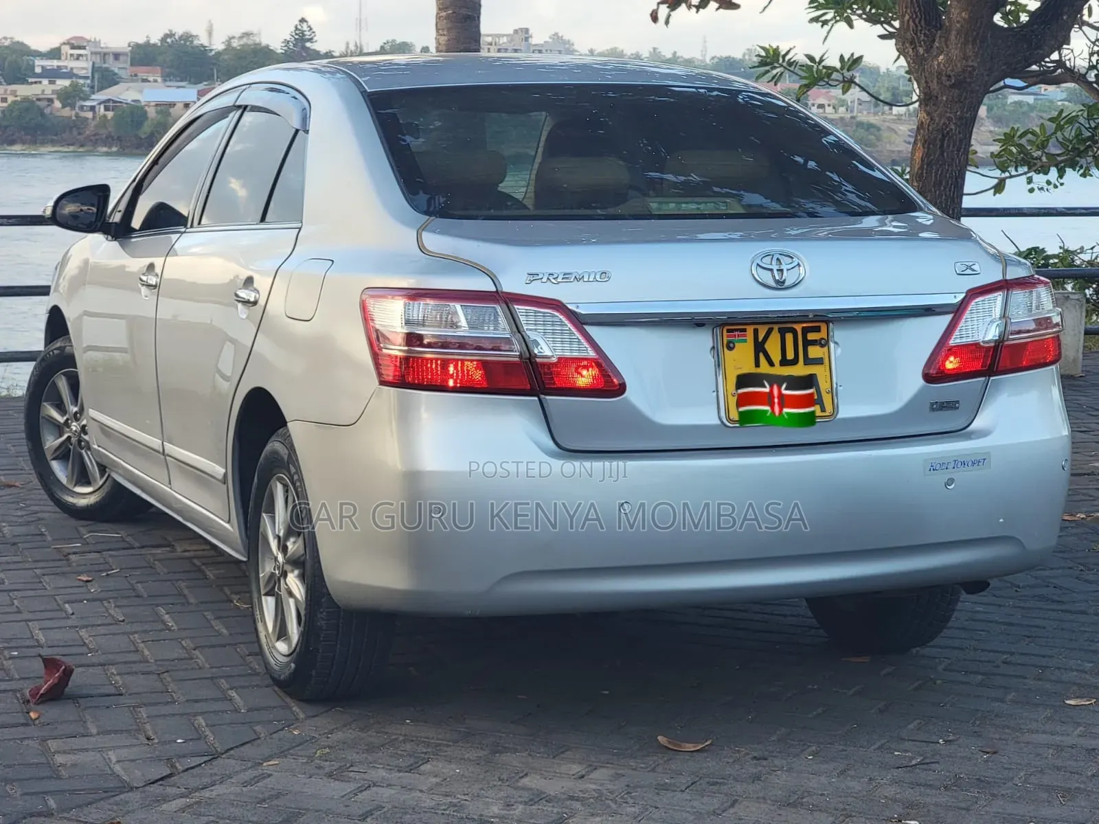 Toyota Premio 2014 White
