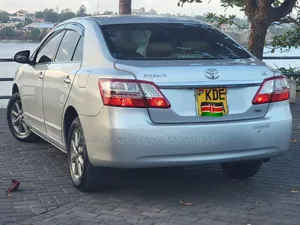 Toyota Premio 2014 White
