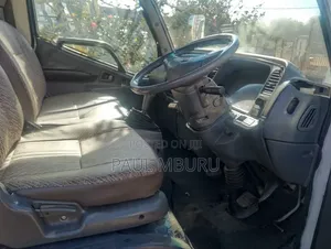 Mitsubishi Canter Single Double