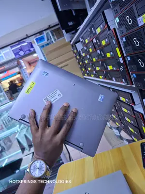Laptop Toshiba 4GB Intel Celeron SSD 60GB