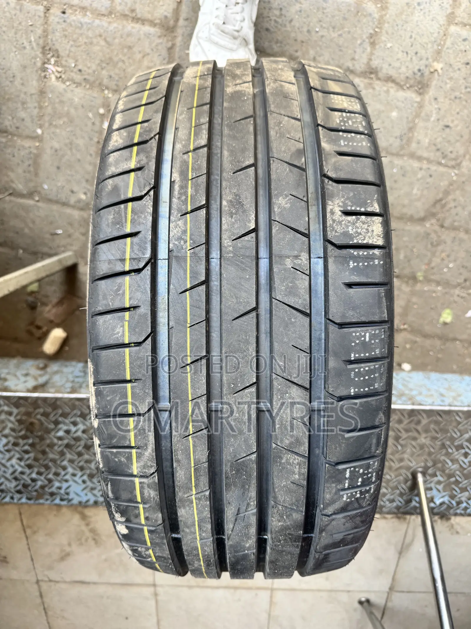 245/35r19 Zextour