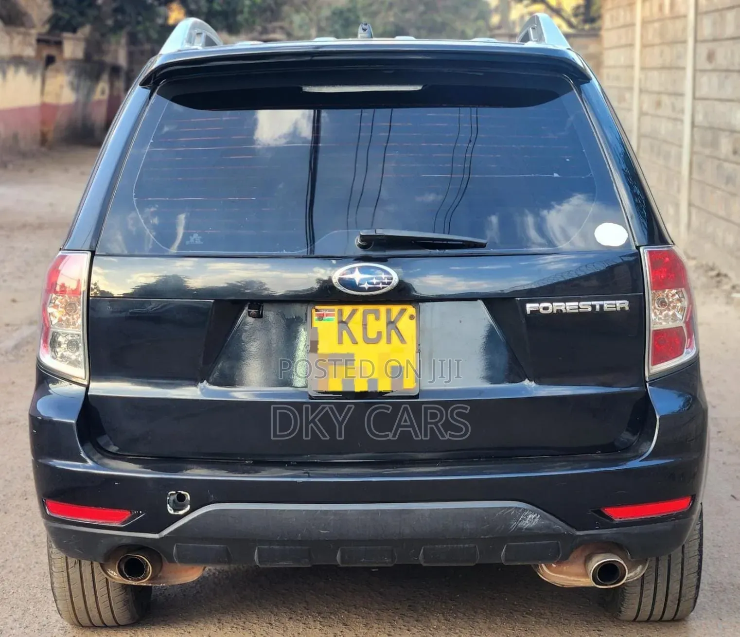 Subaru Forester 2010 Black