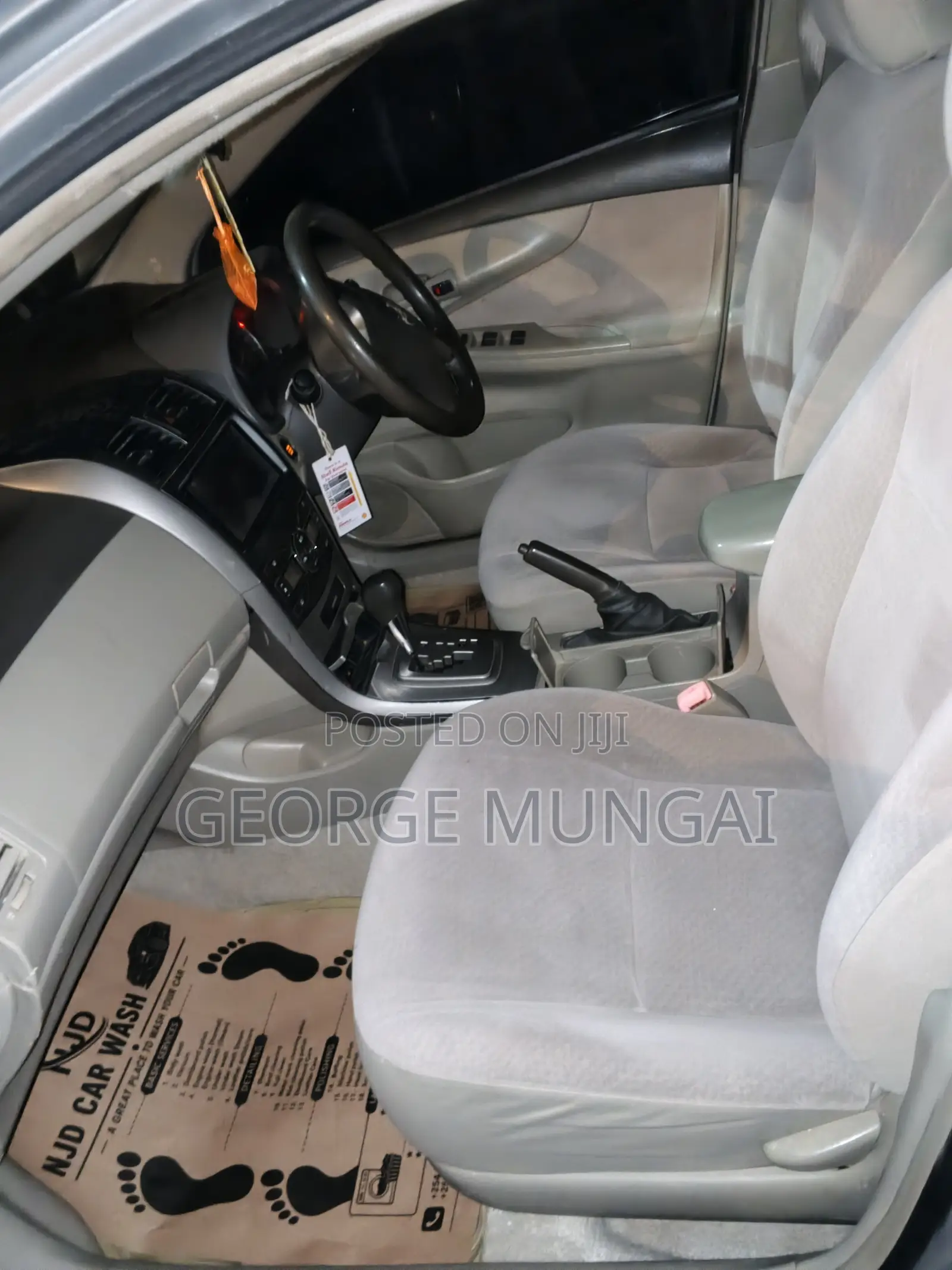 Toyota Axio 2011 Silver