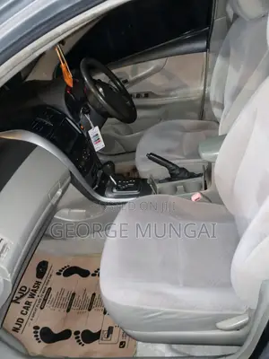 Toyota Axio 2011 Silver