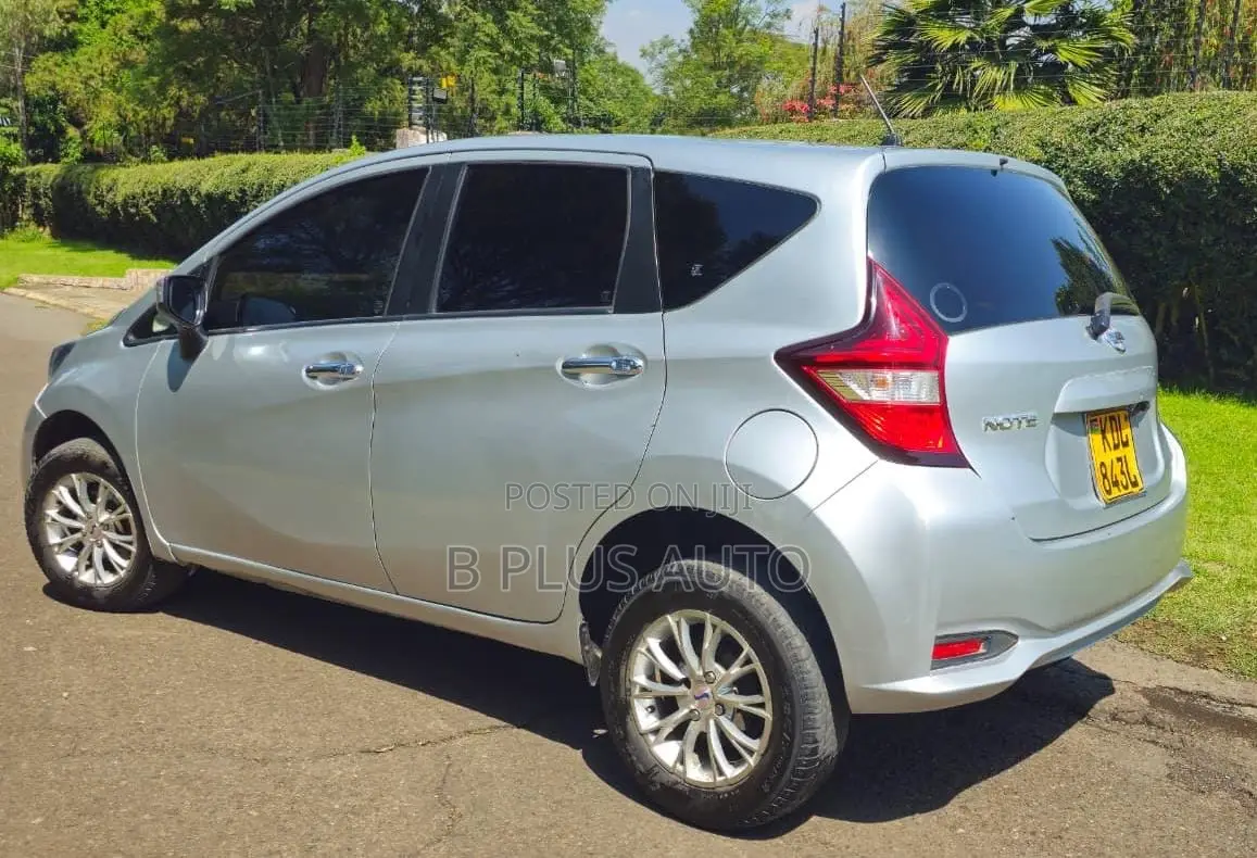 Nissan Note 2016 Silver