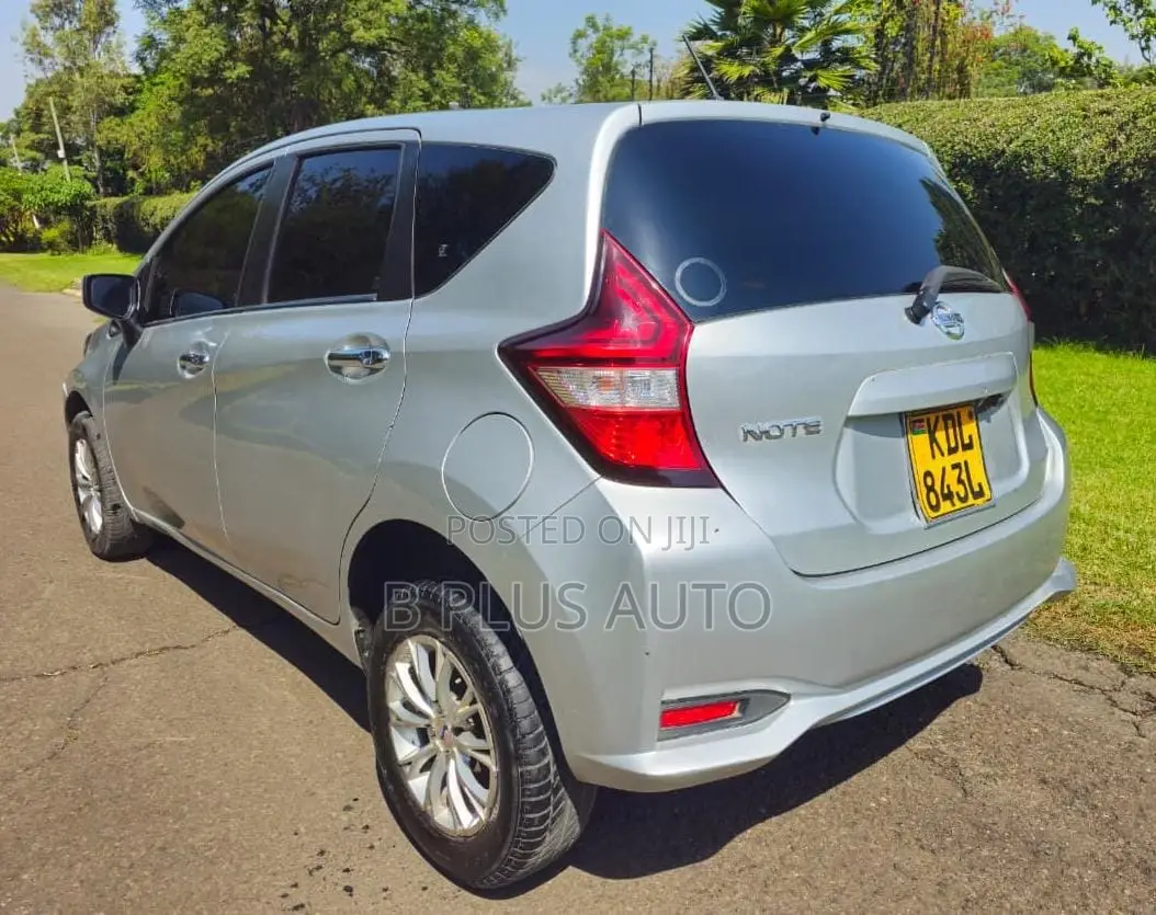 Nissan Note 2016 Silver