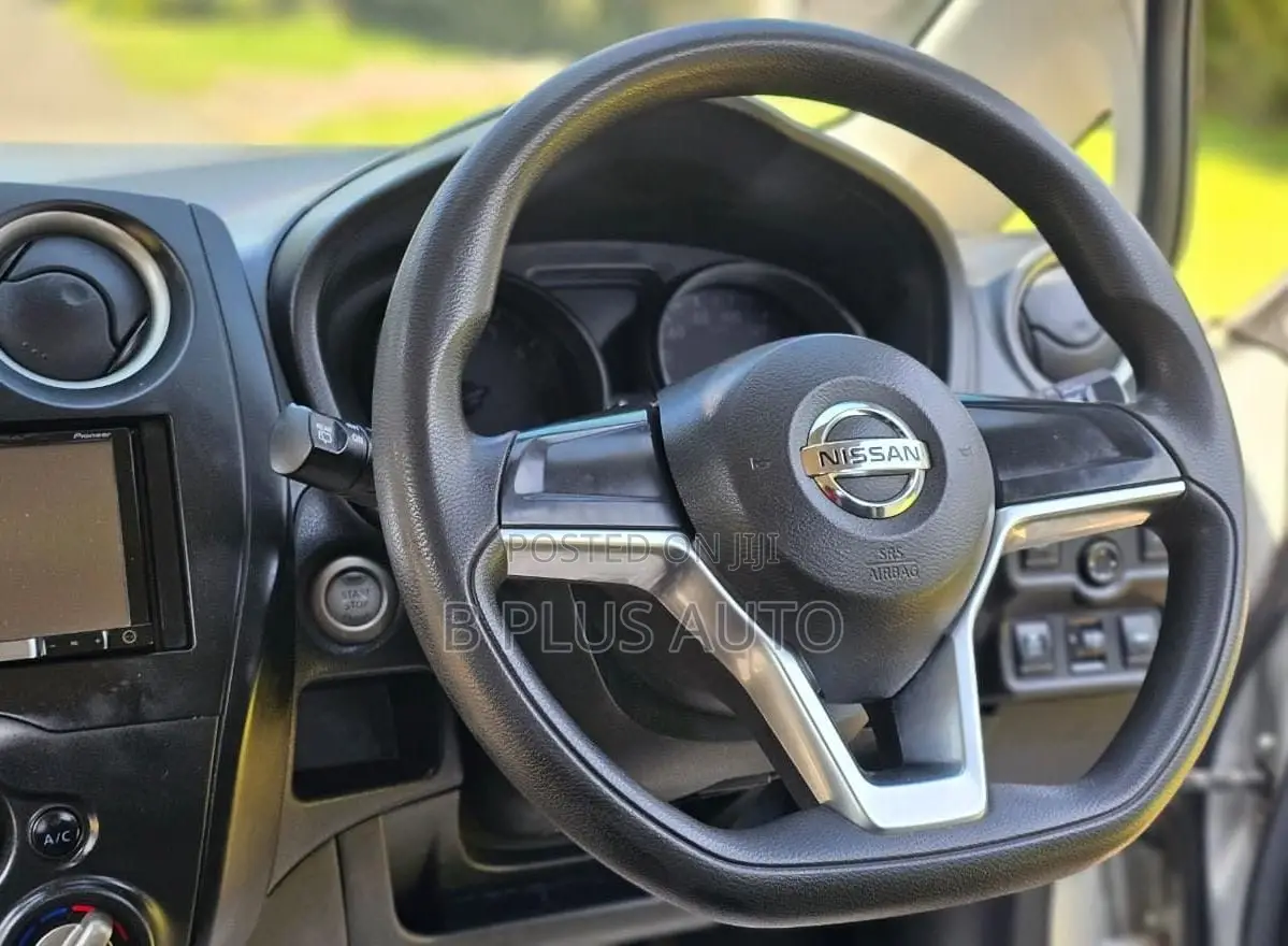 Nissan Note 2016 Silver