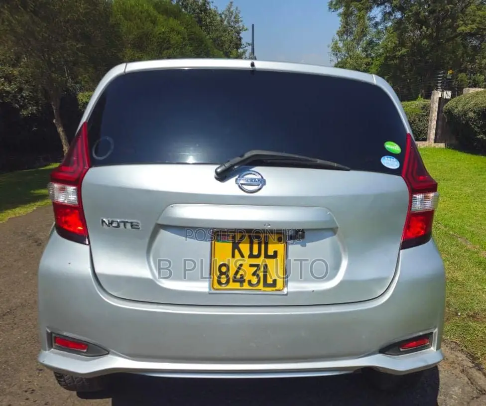 Nissan Note 2016 Silver