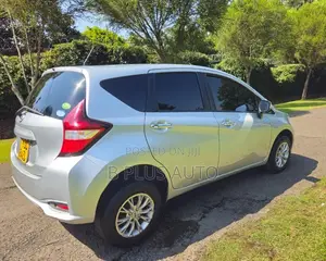 Nissan Note 2016 Silver