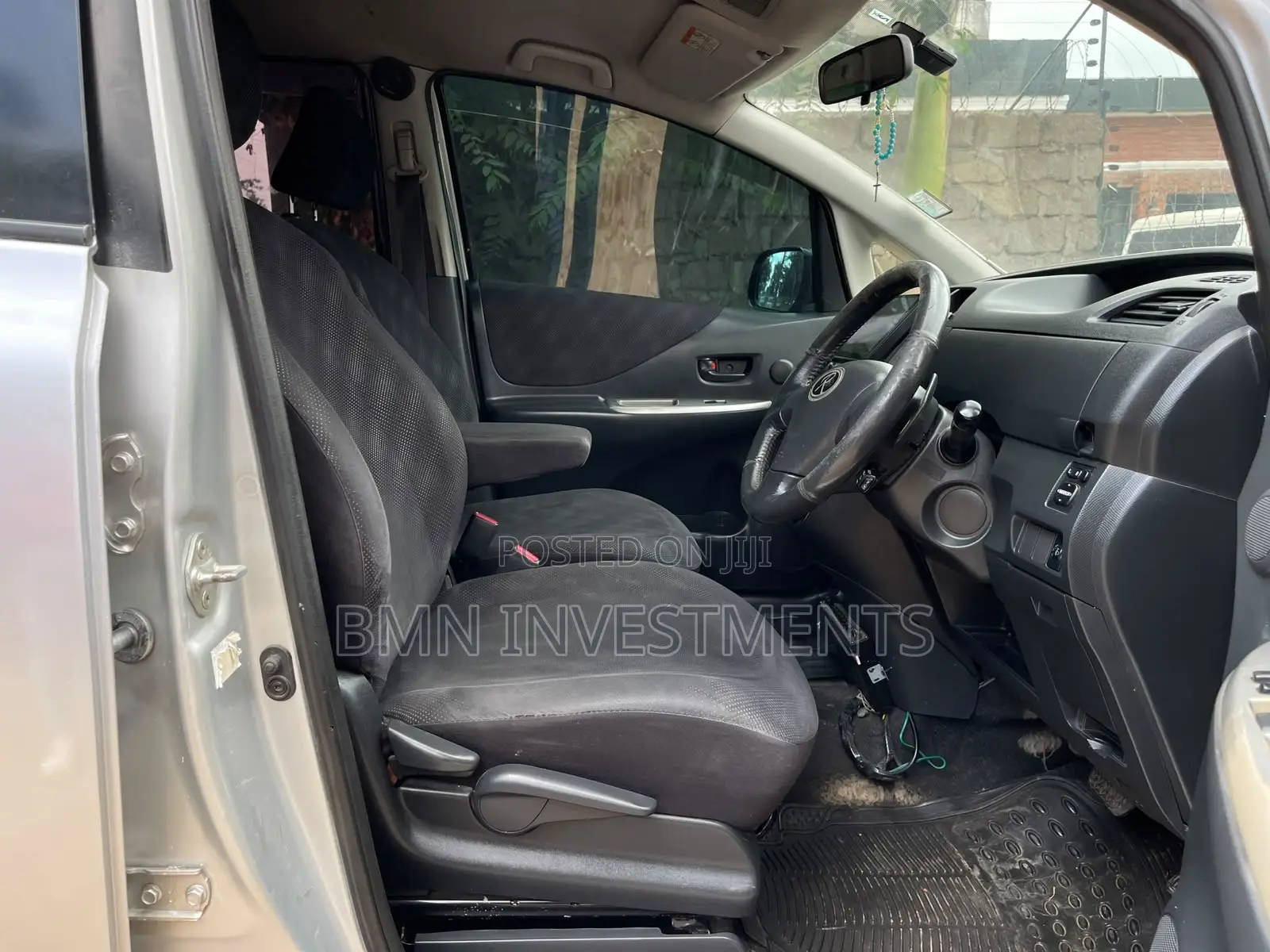 Toyota Ractis 1.5 FWD 2006 Silver