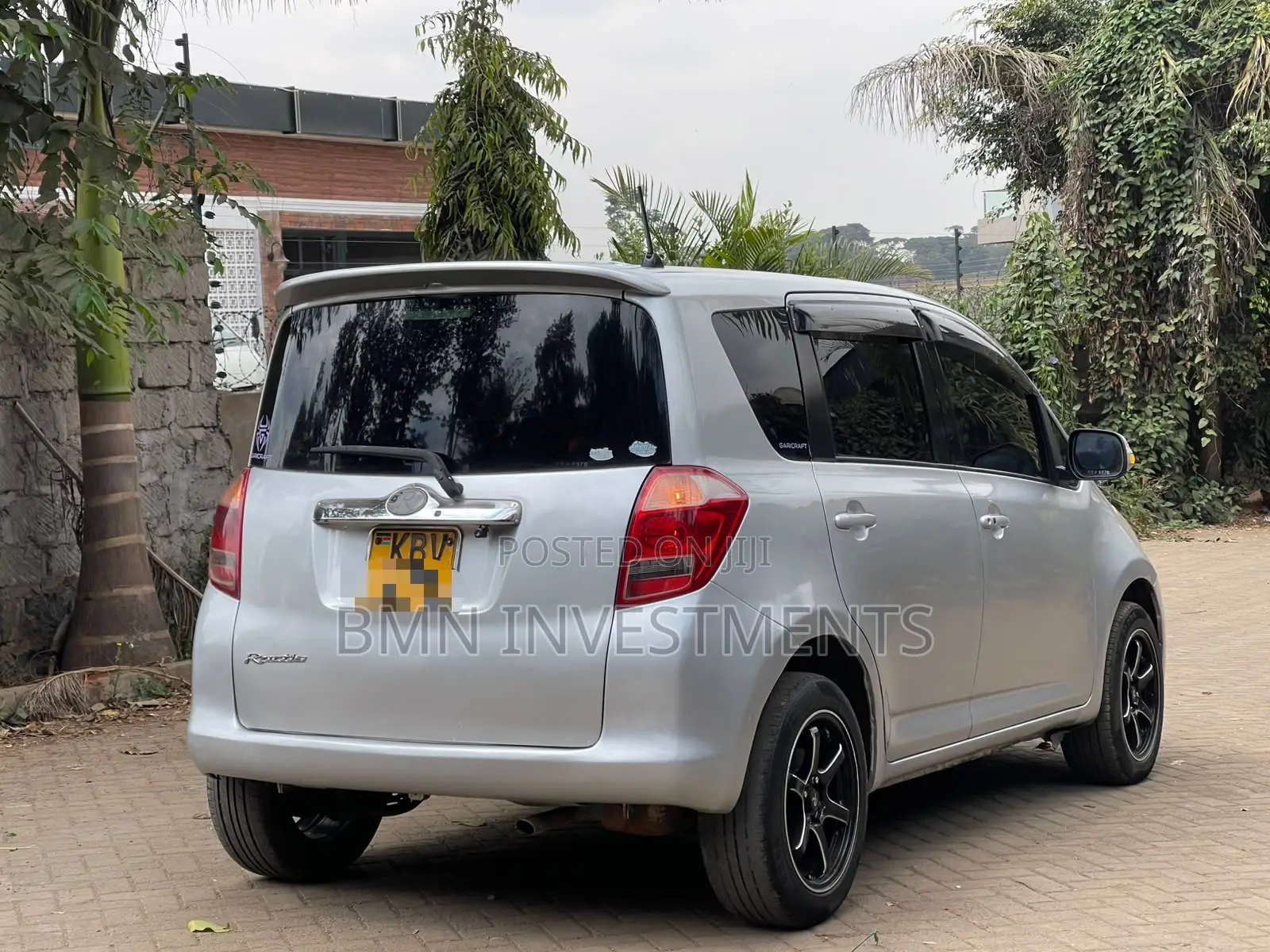 Toyota Ractis 1.5 FWD 2006 Silver