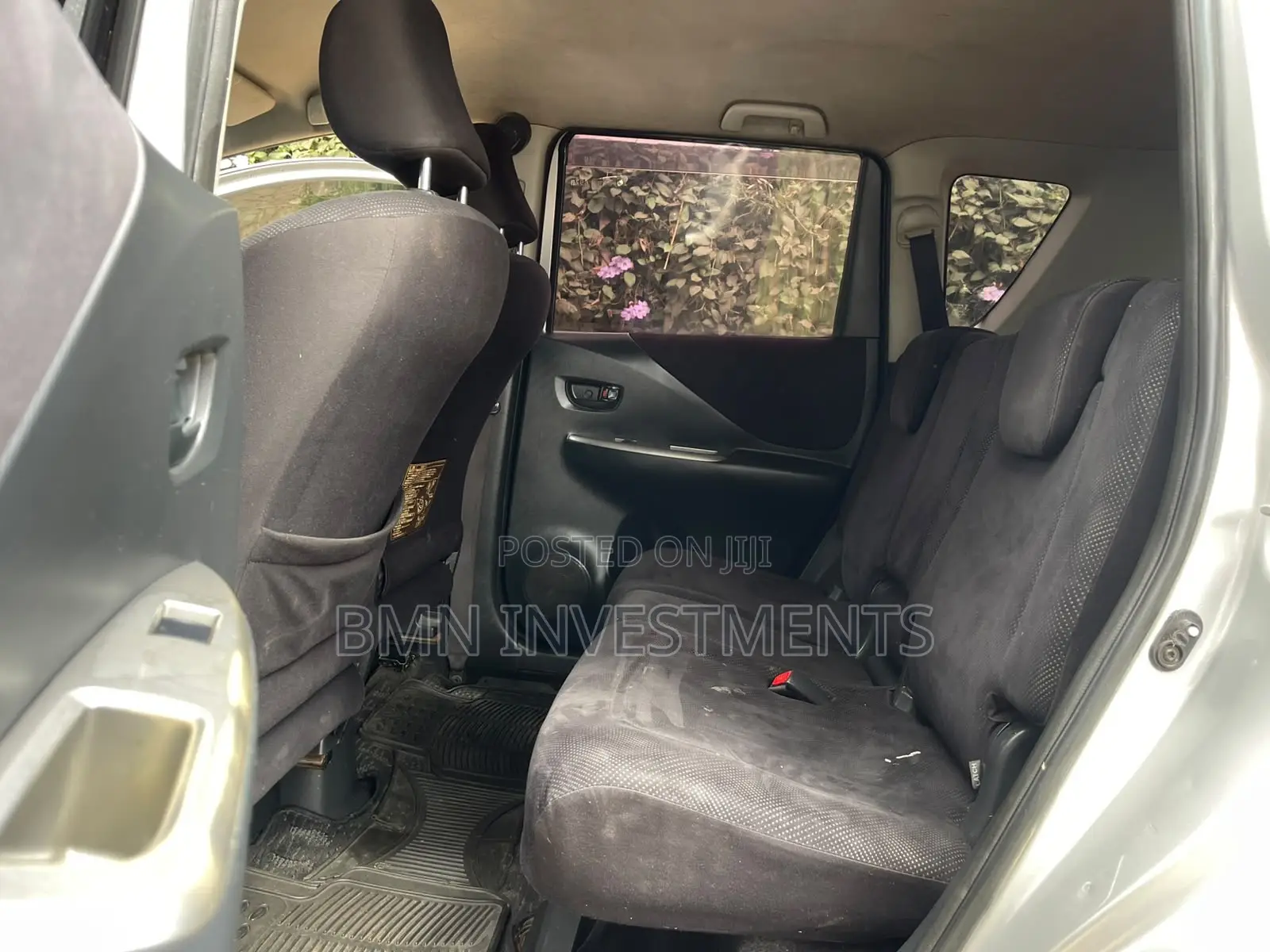 Toyota Ractis 1.5 FWD 2006 Silver
