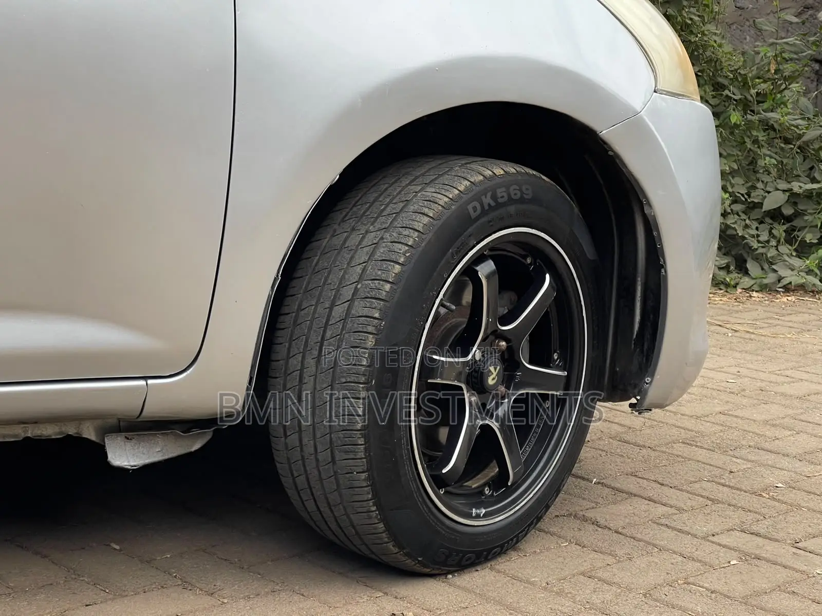 Toyota Ractis 1.5 FWD 2006 Silver