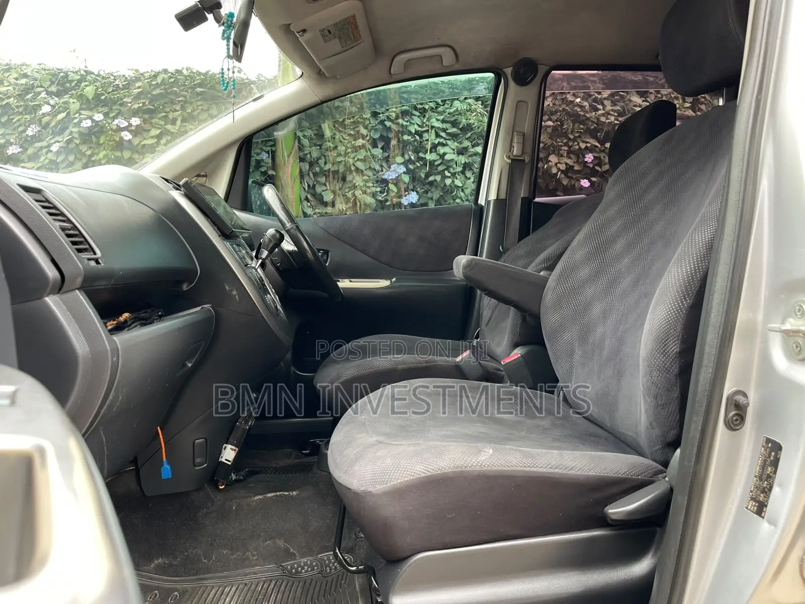 Toyota Ractis 1.5 FWD 2006 Silver