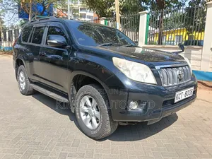 Toyota Land Cruiser Prado 2012 Black