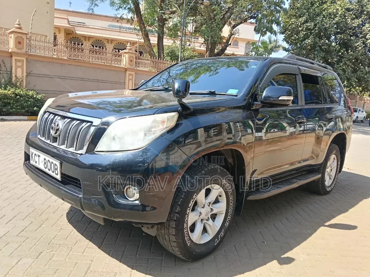 Toyota Land Cruiser Prado 2012 Black