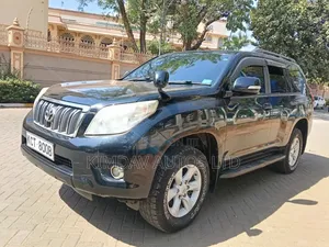 Toyota Land Cruiser Prado 2012 Black