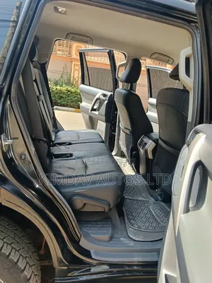 Toyota Land Cruiser Prado 2012 Black