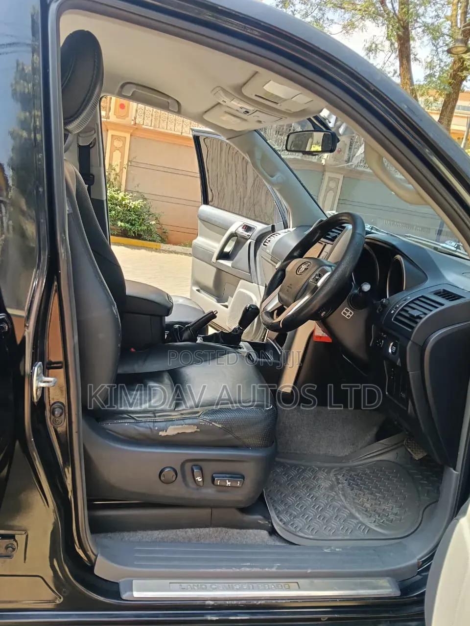 Toyota Land Cruiser Prado 2012 Black