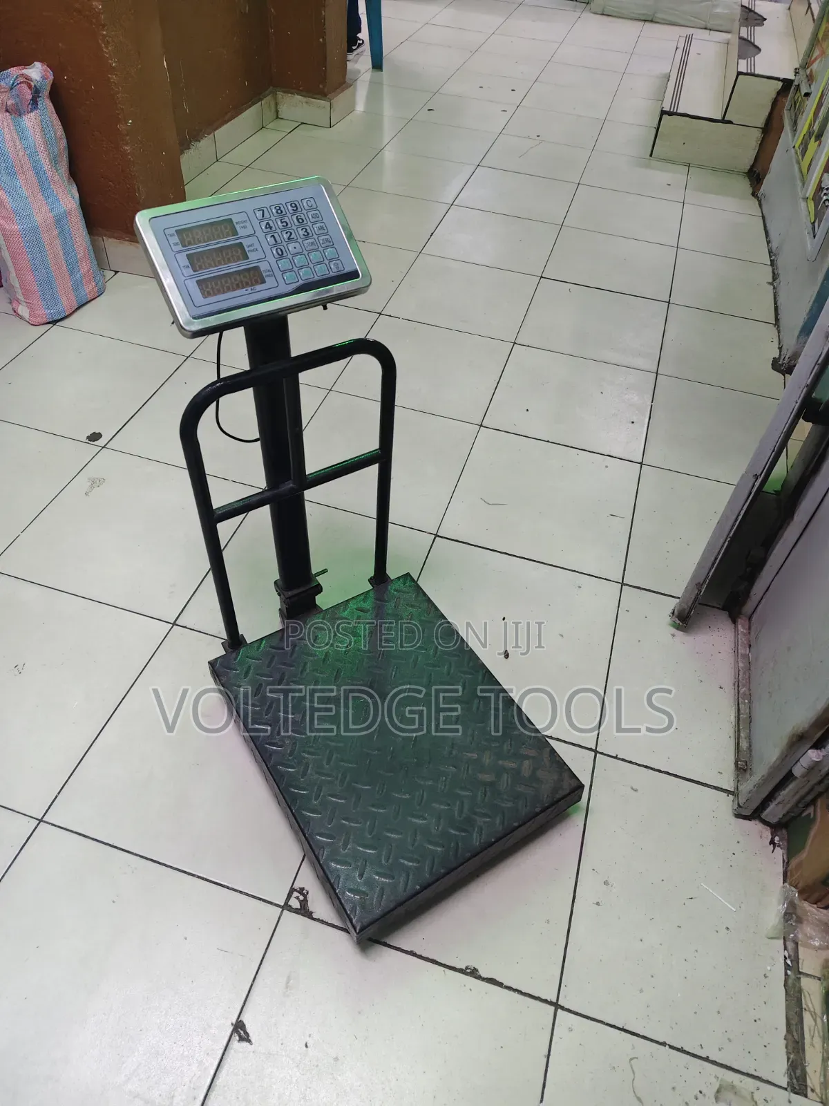 150kg Platform Scale - With Guard