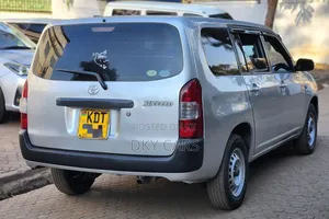 Toyota Succeed 2019 Silver