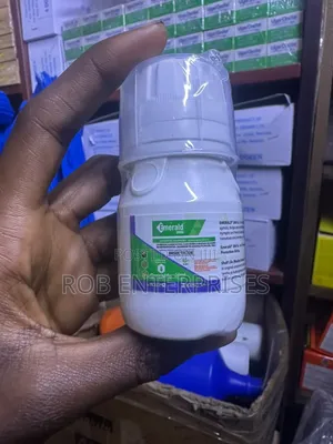 Emerald Insecticides for Killing Cochroaches