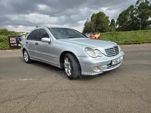 Mercedes-Benz C200 2004 Silver
